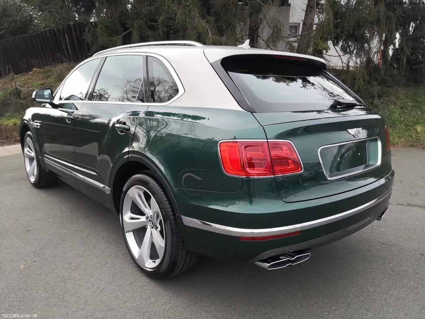 美规版2020款进口宾利添越性能参数解析