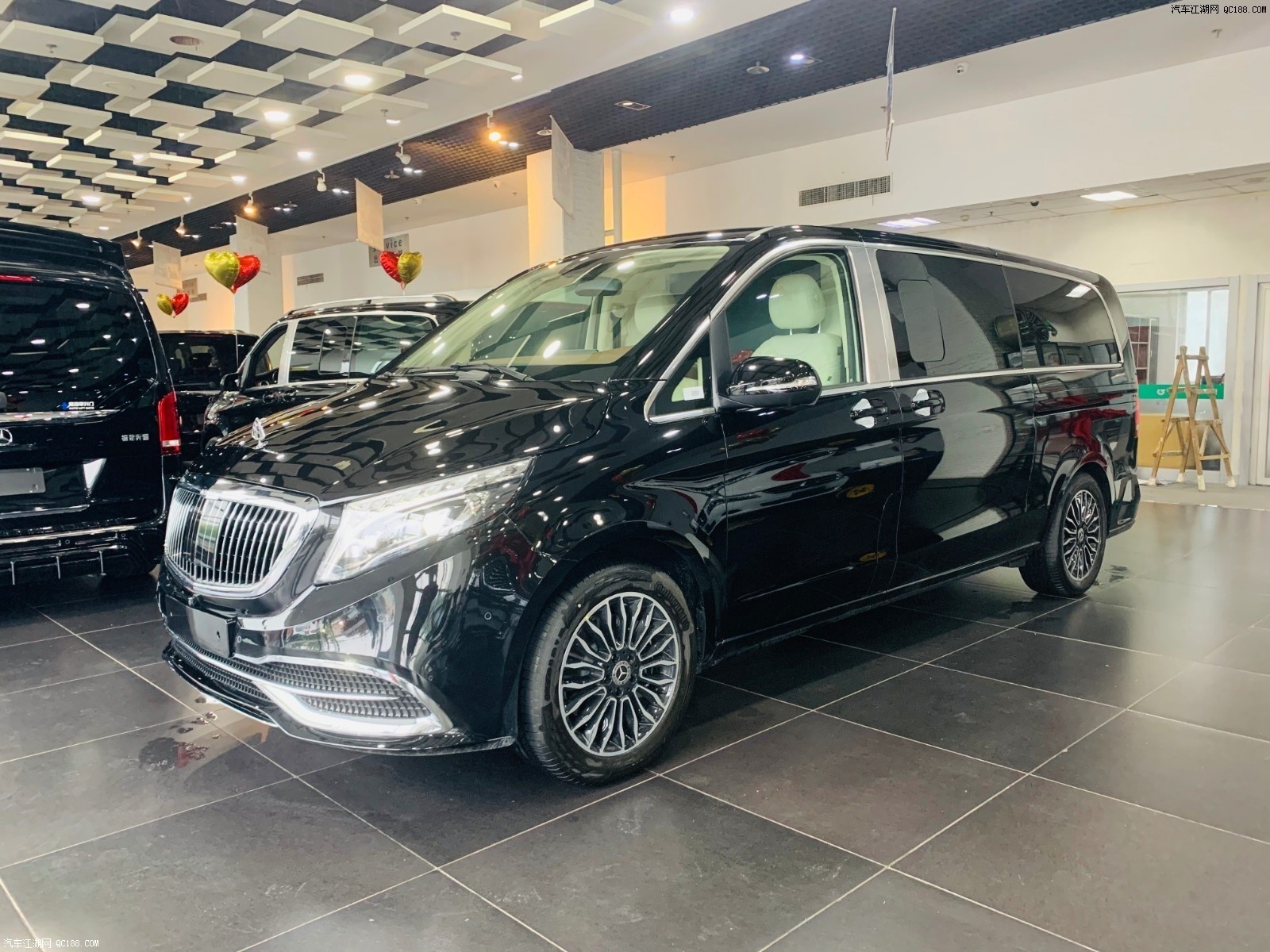 平行进口2020款加版奔驰v260参数解读