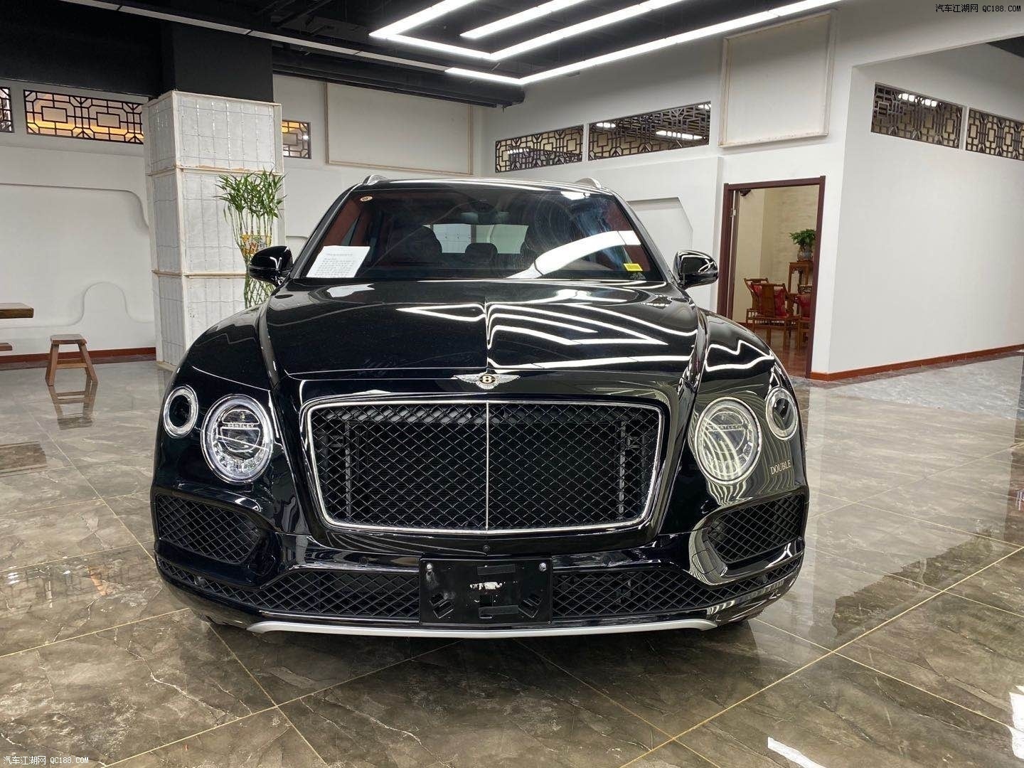 2021款宾利添越是一辆性能极为强大的豪华suv.