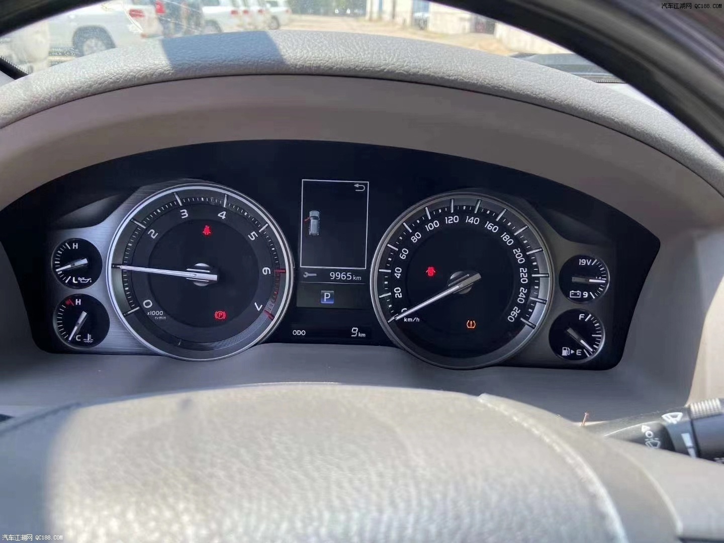 2020款兰德酷路泽5700中东版实拍行情