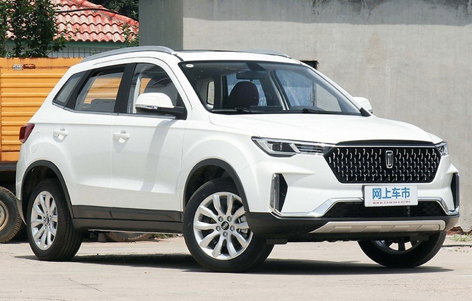 一汽奔腾推出全新产品 涵盖轿车,suv