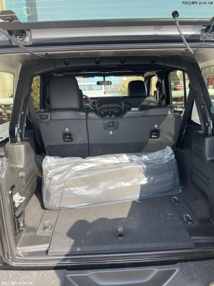 2021新款jeep牧马人升级三件式硬顶现车