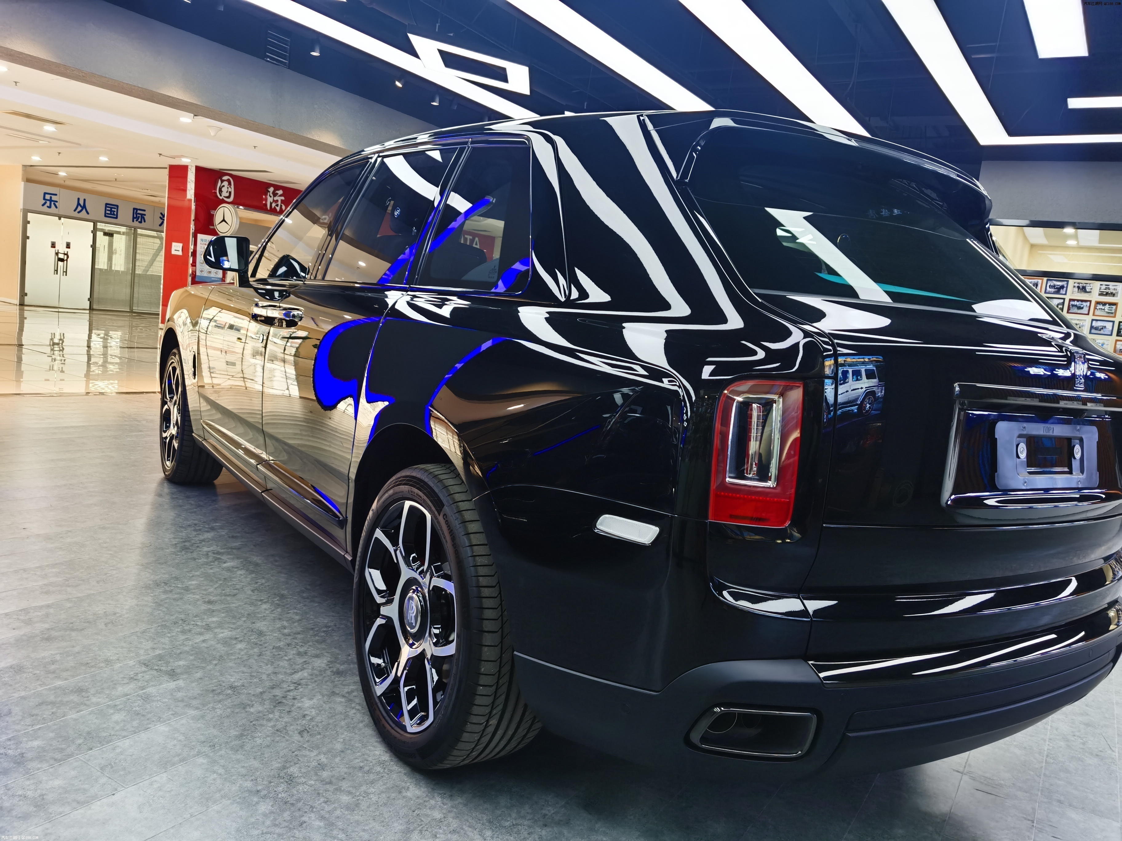 21款劳斯莱斯库里南bb版配置性能解析