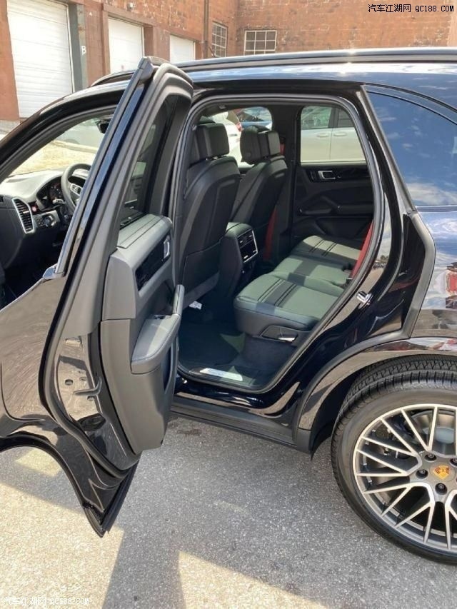 {21點}(保时捷卡宴有几款车)