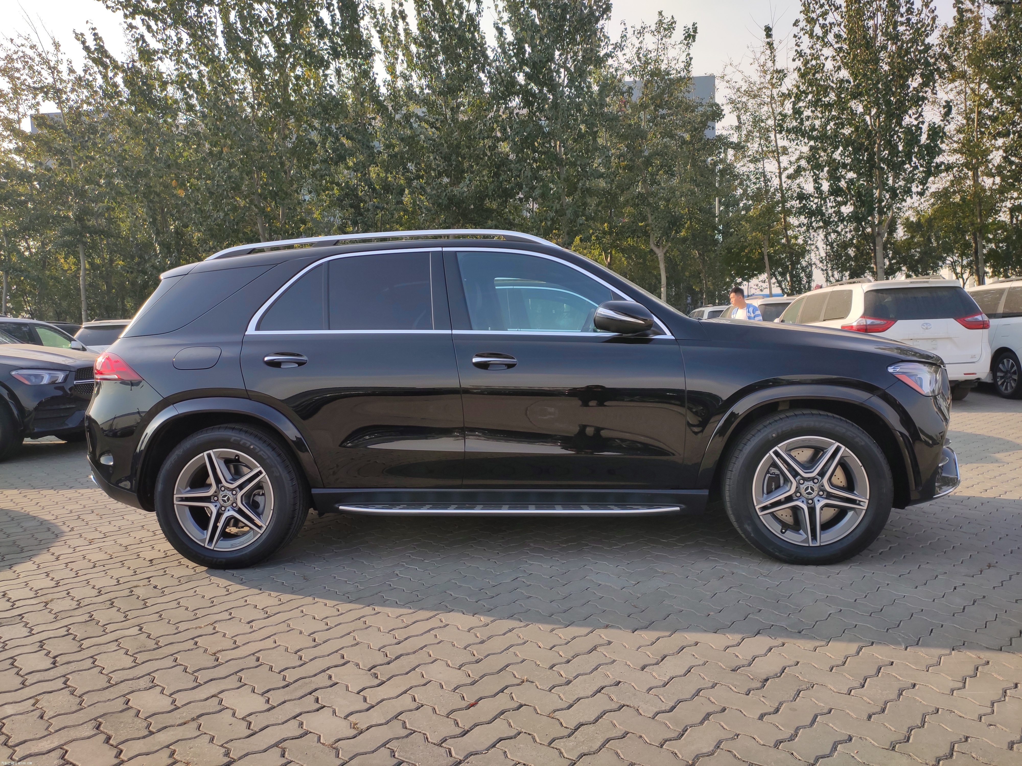 平行进口2021款奔驰gle450国六现车介绍