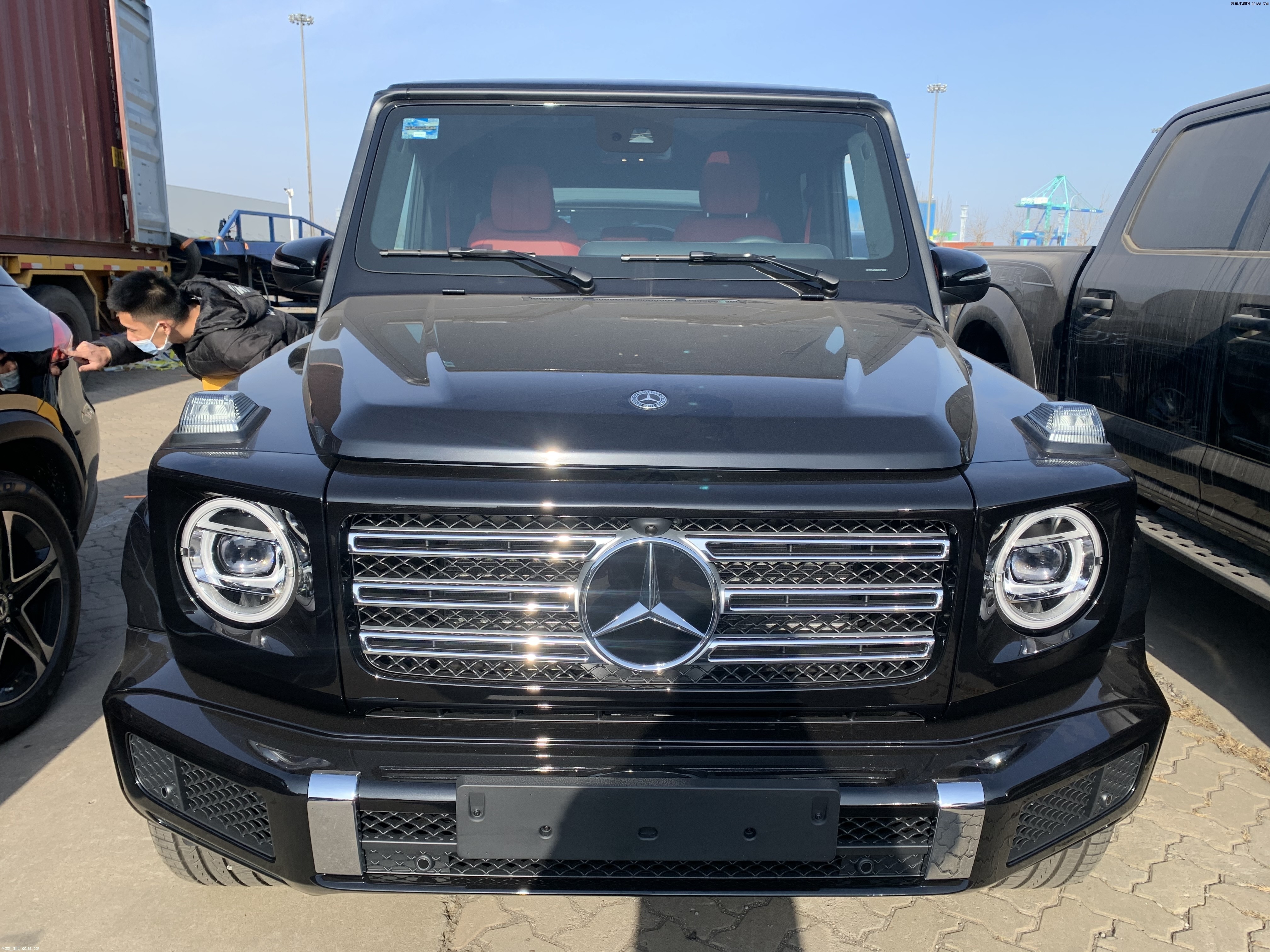 奔驰21款g500国六云南昆明现车配置齐全
