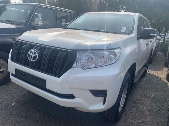 2021款丰田霸道2700tx丐版现车实拍解析