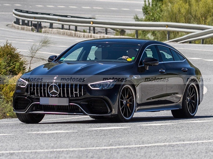 梅赛德斯amg全新gt73e低伪路试谍照