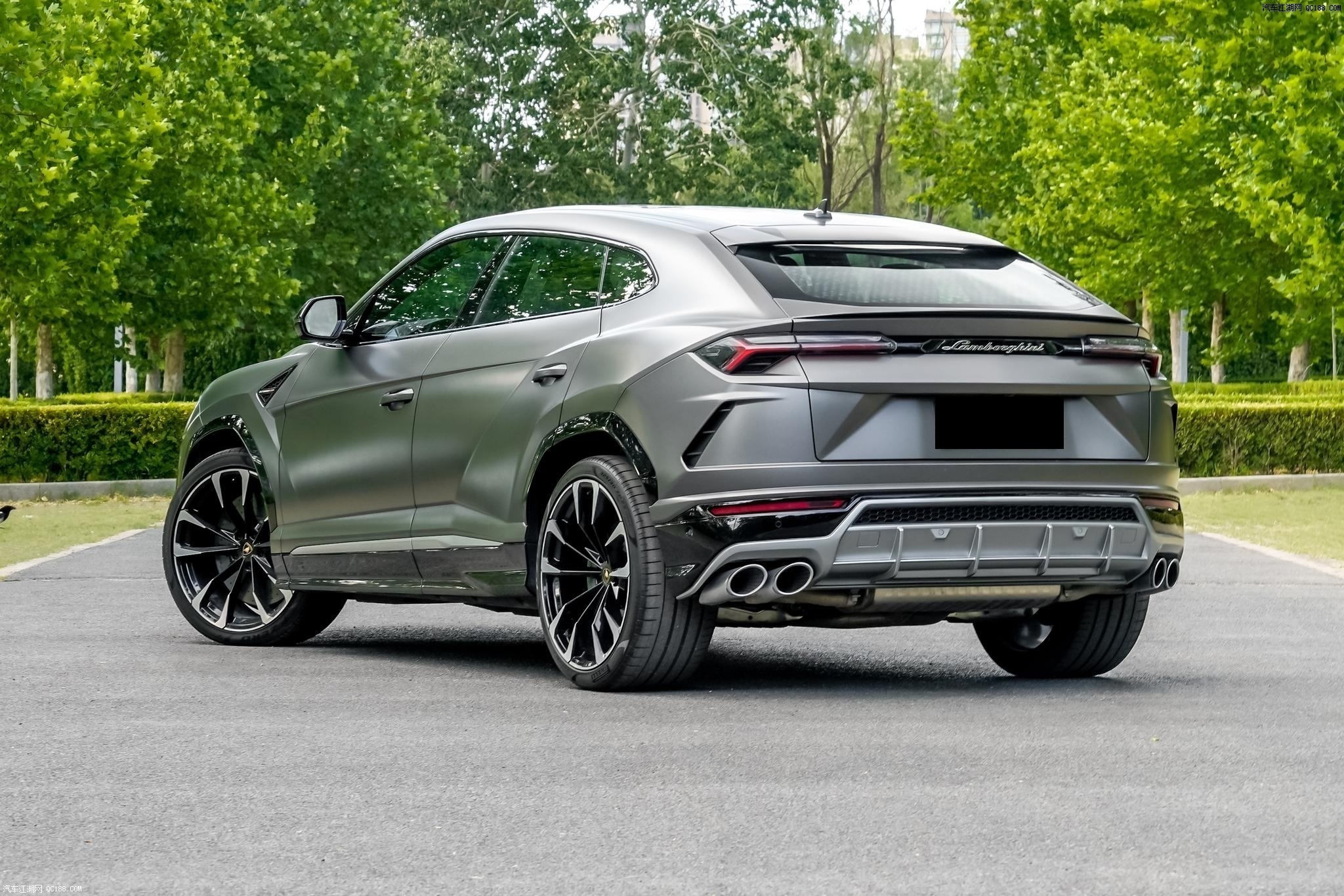 平行进口2020款兰博基尼urus到店体验