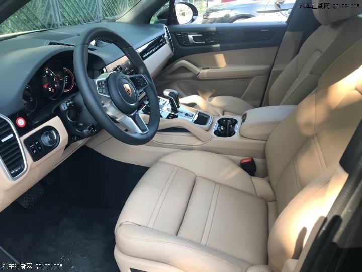 美规版2021款保时捷卡宴实用性能体验
