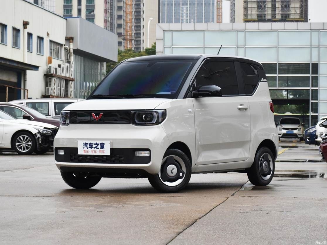五菱宏光miniev准确瞄准市场空白,让新能源车的销量也能进入热销榜