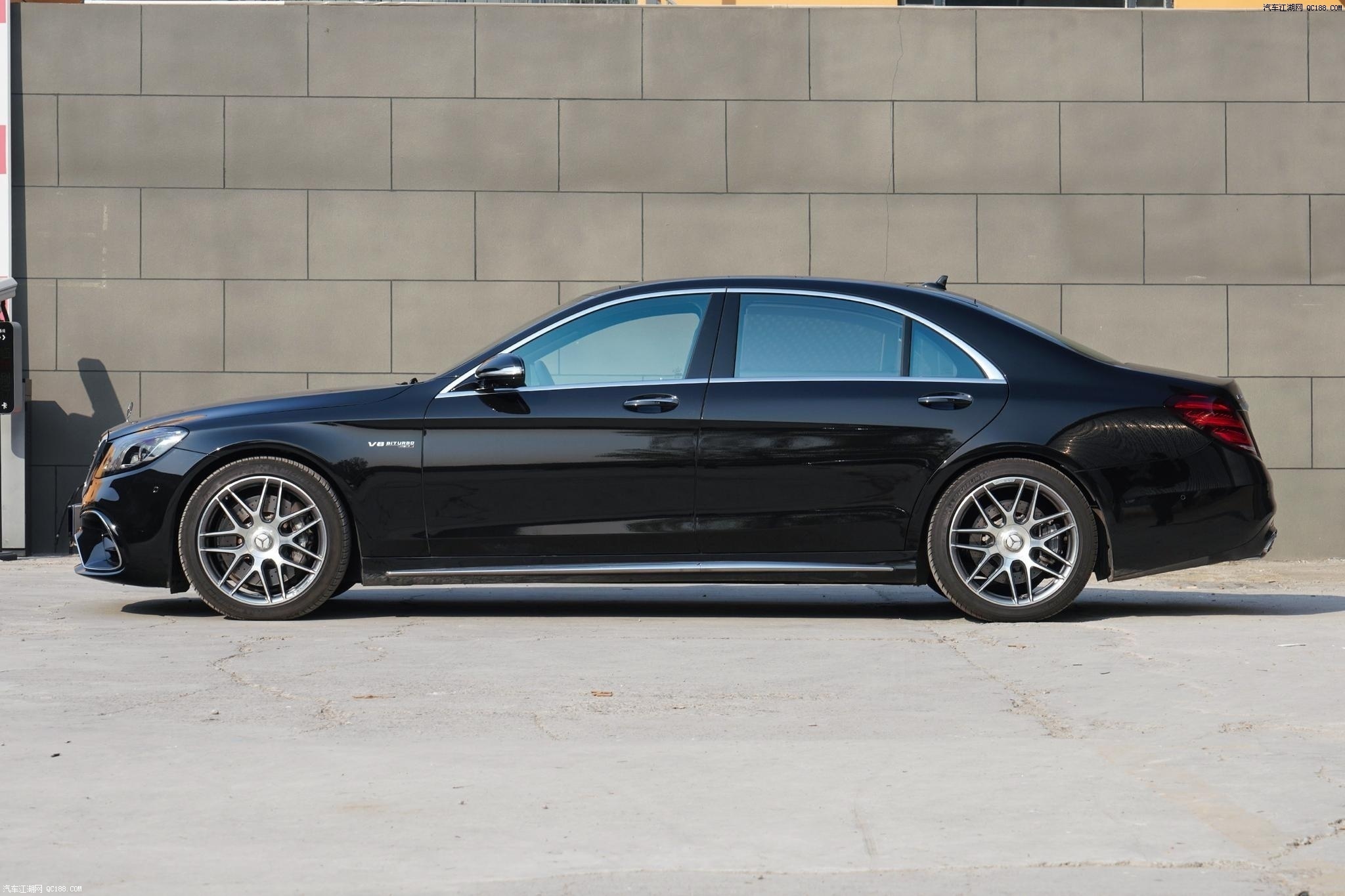 2021款美规版奔驰s63amg实拍到店体验