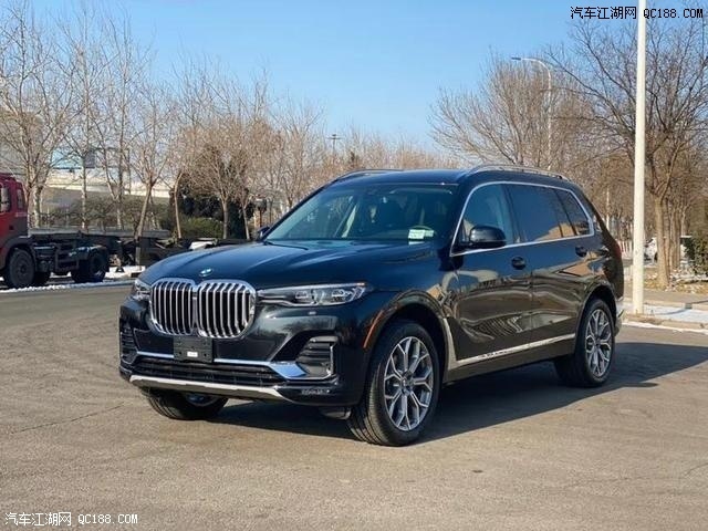 全新宝马x7加版顶配现车到店优惠报价