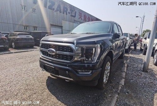 2021款墨版福特f150白金版實車配置解讀