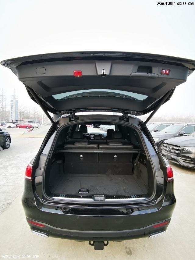 全尺寸豪华suv2022款奔驰gls450新优惠